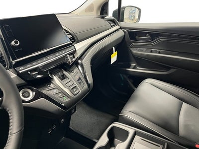 2027 Honda Odyssey Touring Auto