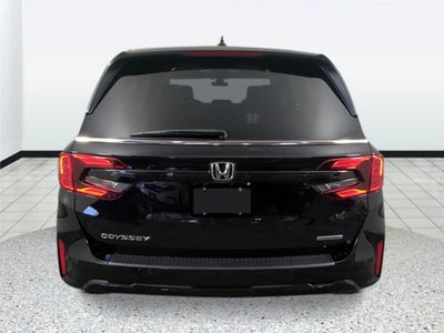 2027 Honda Odyssey Touring Auto