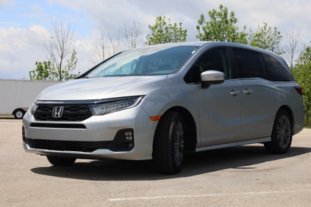 2027 Honda Odyssey Touring Auto