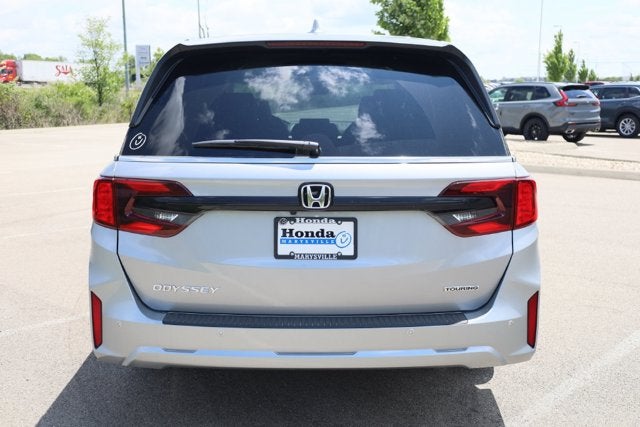 2027 Honda Odyssey Touring Auto