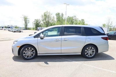 2027 Honda Odyssey Touring Auto