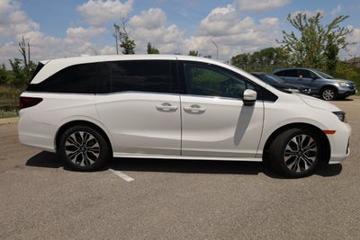 2027 Honda Odyssey Elite Auto