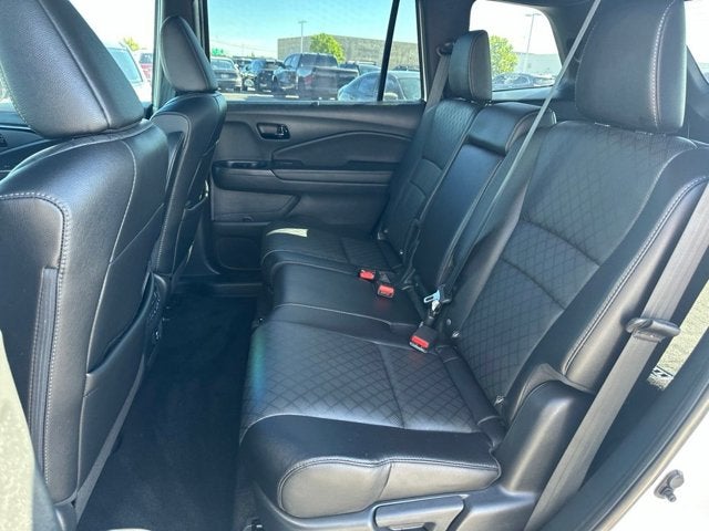 2023 Honda Passport Elite