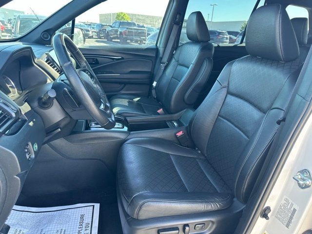 2023 Honda Passport Elite