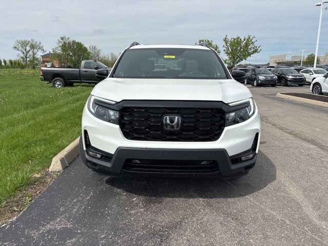 2023 Honda Passport Elite