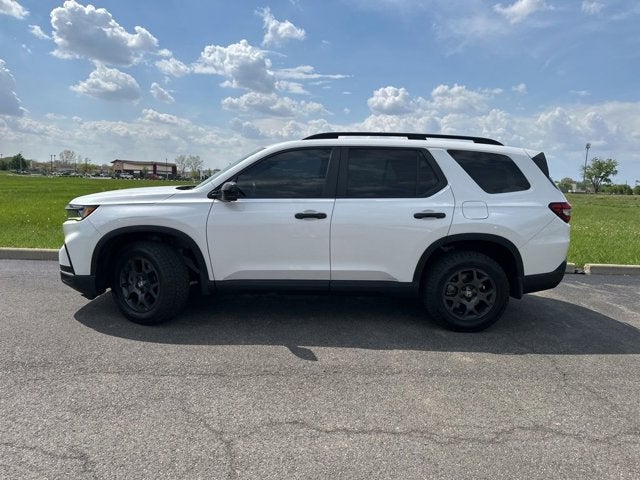 2023 Honda Pilot TrailSport