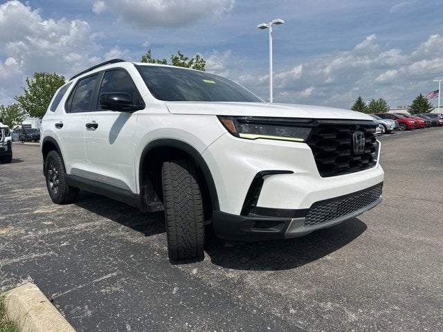 2023 Honda Pilot TrailSport