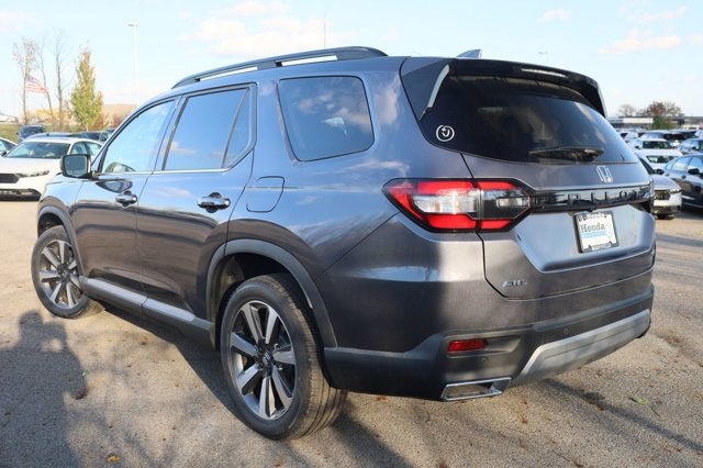 2025 Honda Pilot Touring AWD