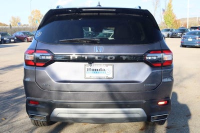 2025 Honda Pilot Touring AWD