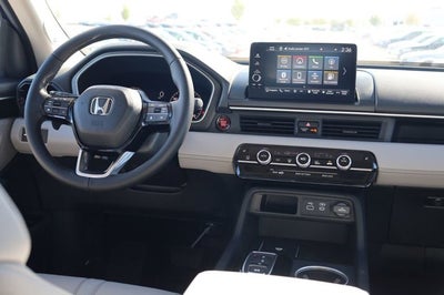 2025 Honda Pilot Touring AWD