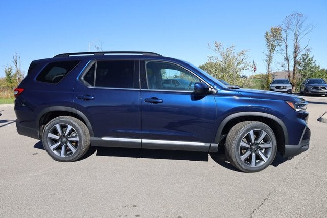 2025 Honda Pilot Touring AWD