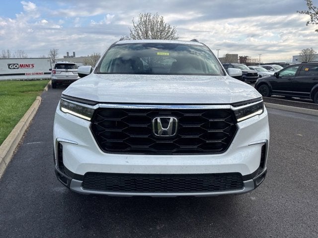 2023 Honda Pilot Touring