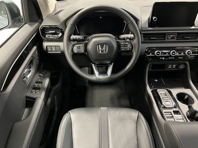 2025 Honda Pilot Touring AWD