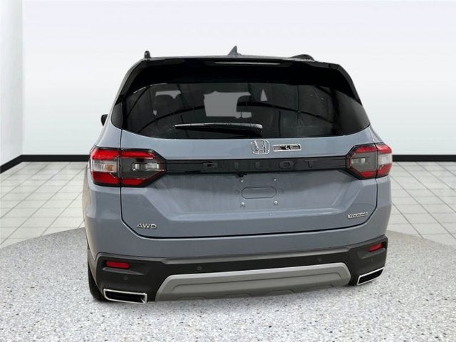 2025 Honda Pilot Touring AWD