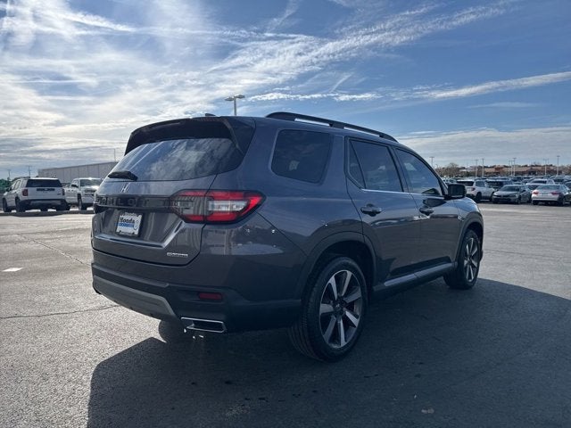 2023 Honda Pilot Touring