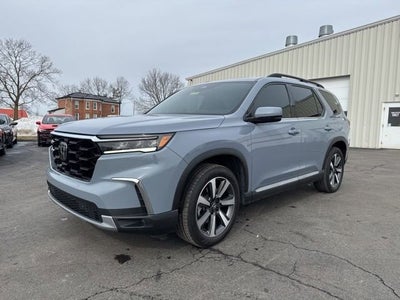 2023 Honda Pilot Touring
