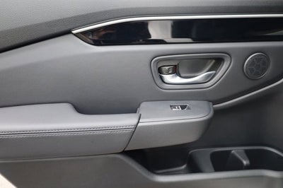 2025 Honda Pilot Touring AWD