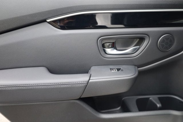 2025 Honda Pilot Touring AWD