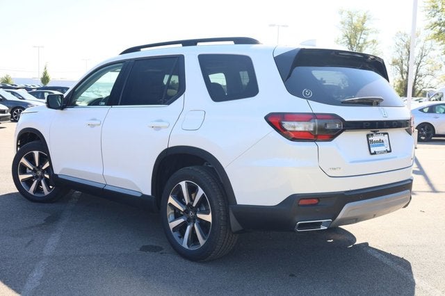 2025 Honda Pilot Touring AWD