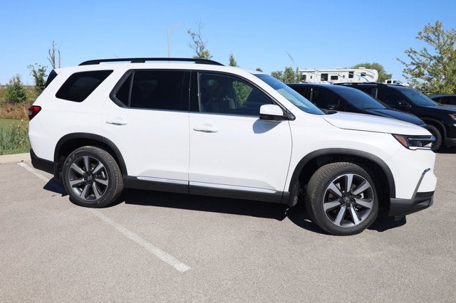 2025 Honda Pilot Touring AWD