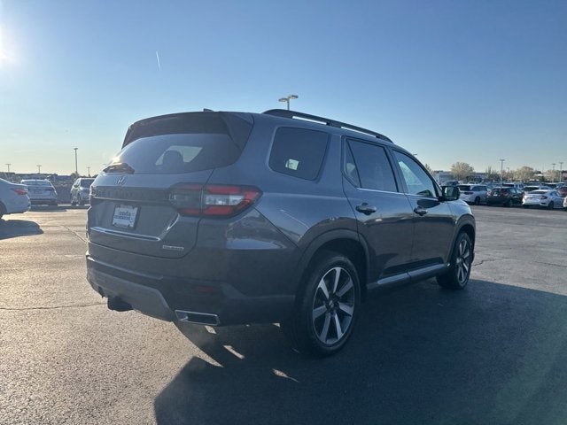 2025 Honda Pilot Touring