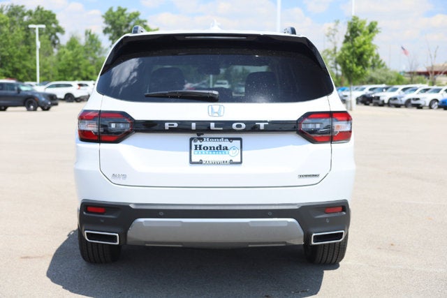2026 Honda Pilot Touring AWD