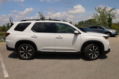 2025 Honda Pilot Elite AWD