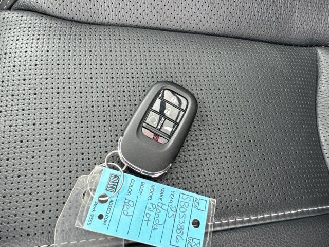 2025 Honda Pilot Elite