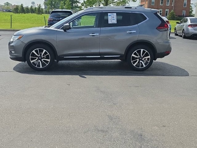 2020 Nissan Rogue SL