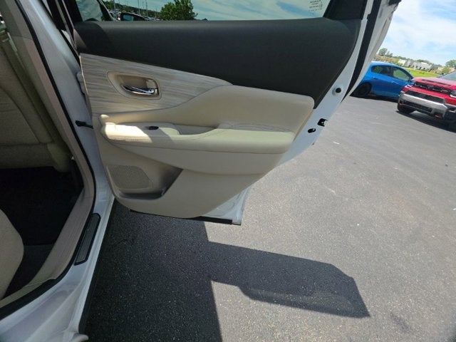 2016 Nissan Murano S