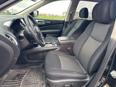 2019 Nissan Pathfinder SV