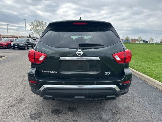 2019 Nissan Pathfinder SV