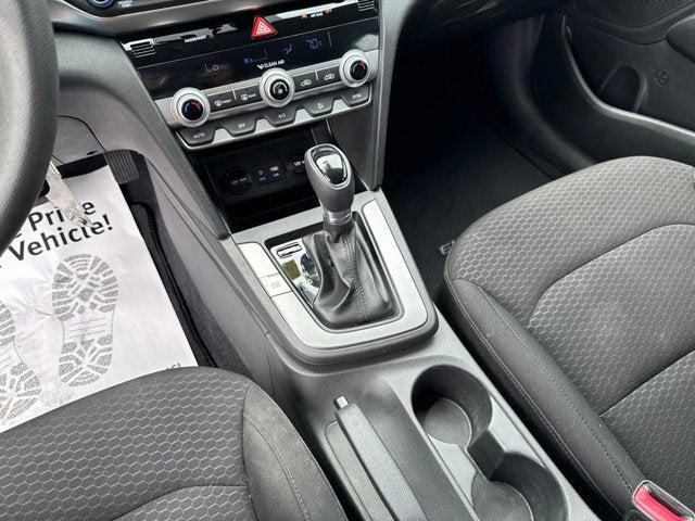 2020 Hyundai Elantra SE