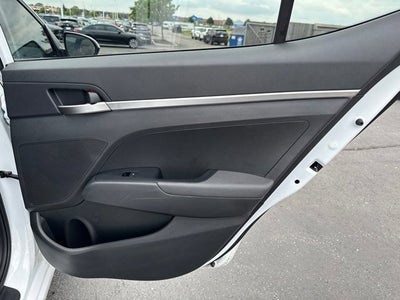 2020 Hyundai Elantra SE
