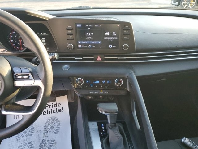 2022 Hyundai Elantra SEL