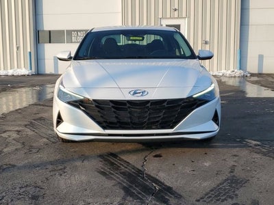 2022 Hyundai Elantra SEL