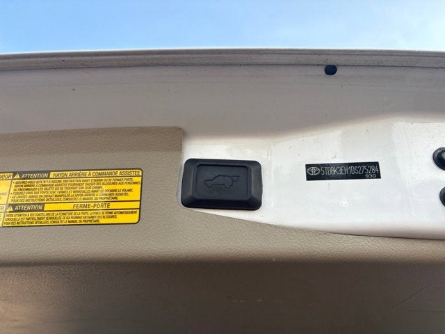 2013 Toyota Highlander SE