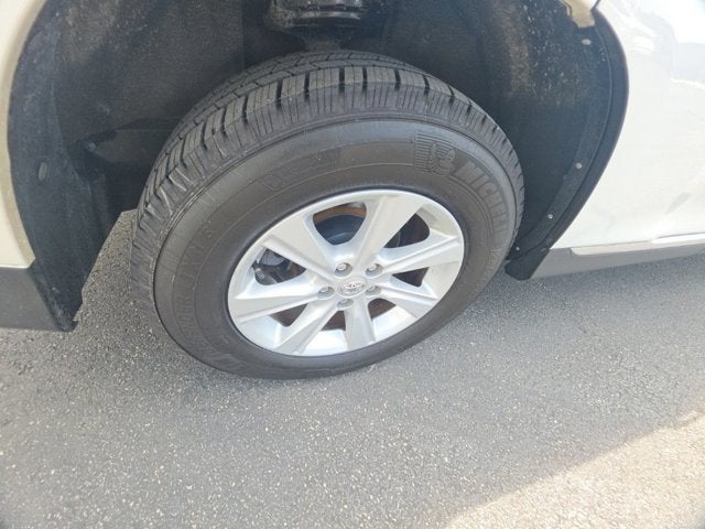 2013 Toyota Highlander SE