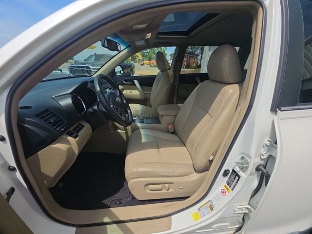 2013 Toyota Highlander SE
