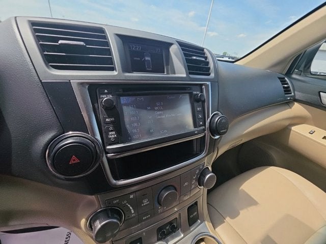 2013 Toyota Highlander SE