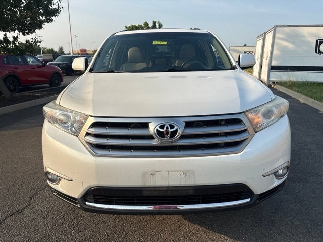 2013 Toyota Highlander SE