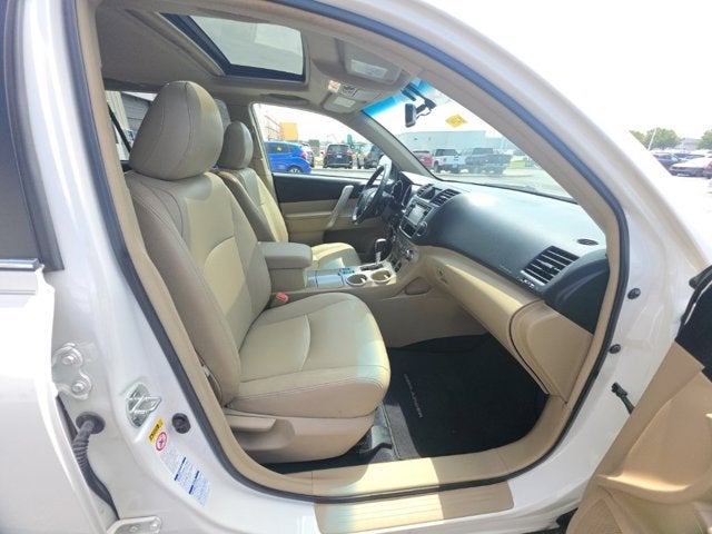 2013 Toyota Highlander SE
