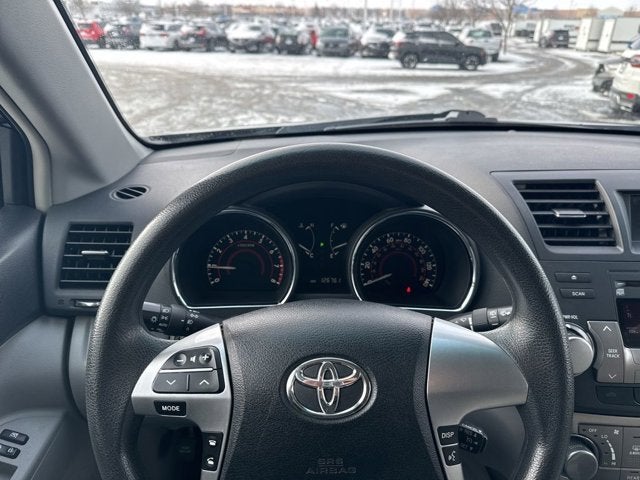 2011 Toyota Highlander Base