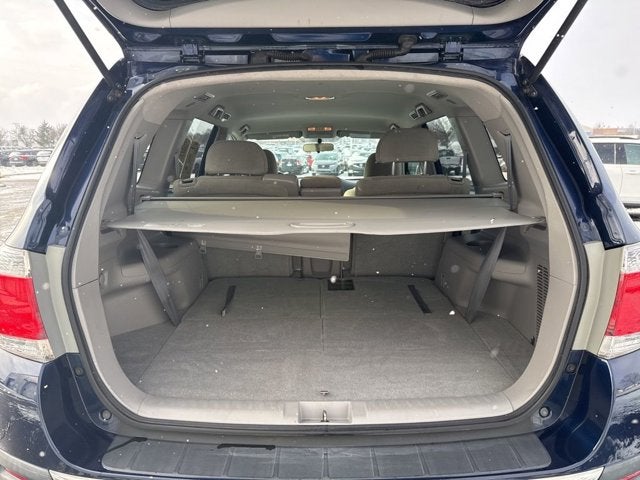 2011 Toyota Highlander Base