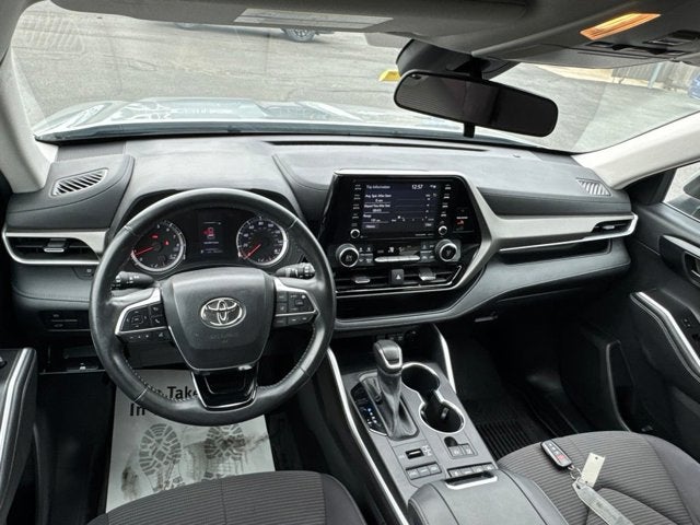 2021 Toyota Highlander LE