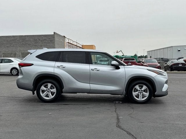 2021 Toyota Highlander LE