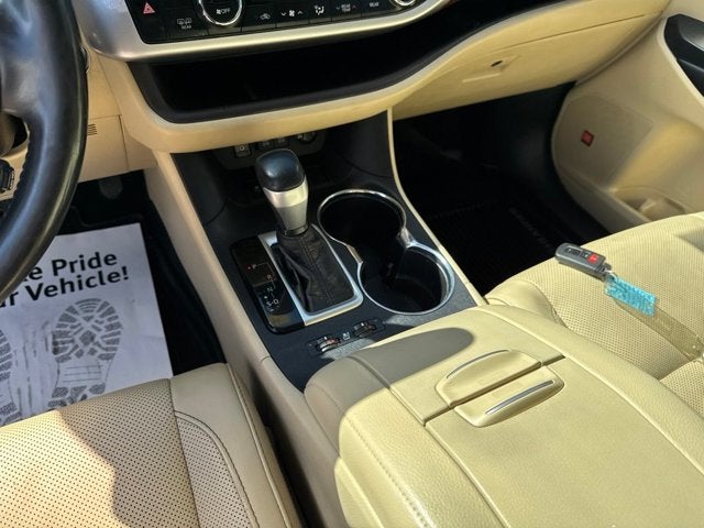 2019 Toyota Highlander Hybrid Limited Platinum