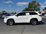 2019 Toyota Highlander Hybrid Limited Platinum