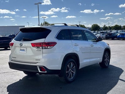 2019 Toyota Highlander Hybrid Limited Platinum