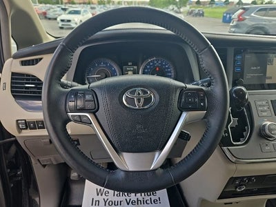 2016 Toyota Sienna XLE Premium